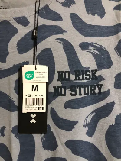 Polera azul estampada 'No Risk' - miniatura 2