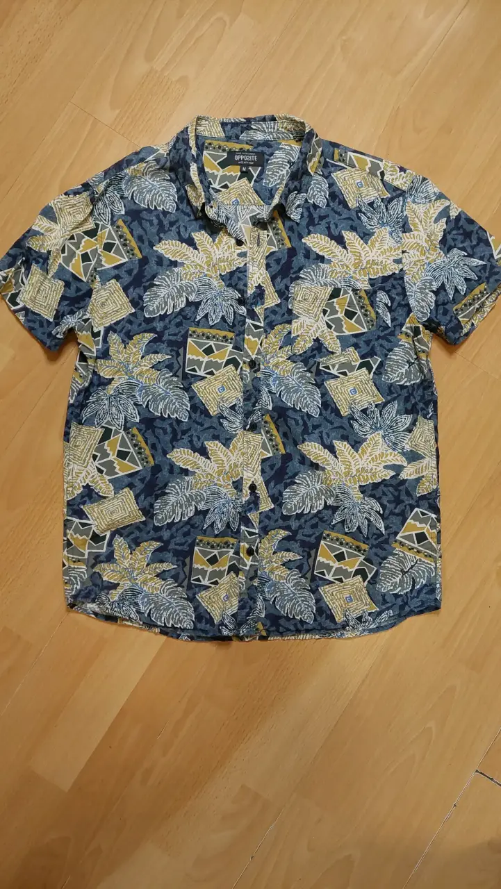 Camisa hawaiana estampada - 1
