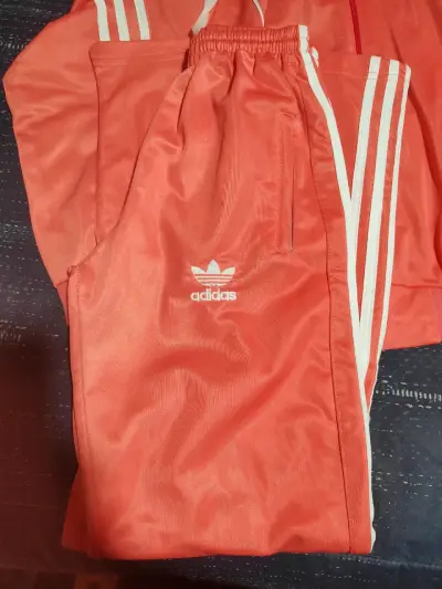 Chaqueta deportiva Adidas rosada - miniatura 2