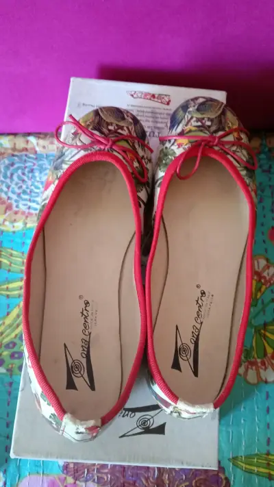 Bailarinas estampadas coloridas NRO 35 - miniatura 1