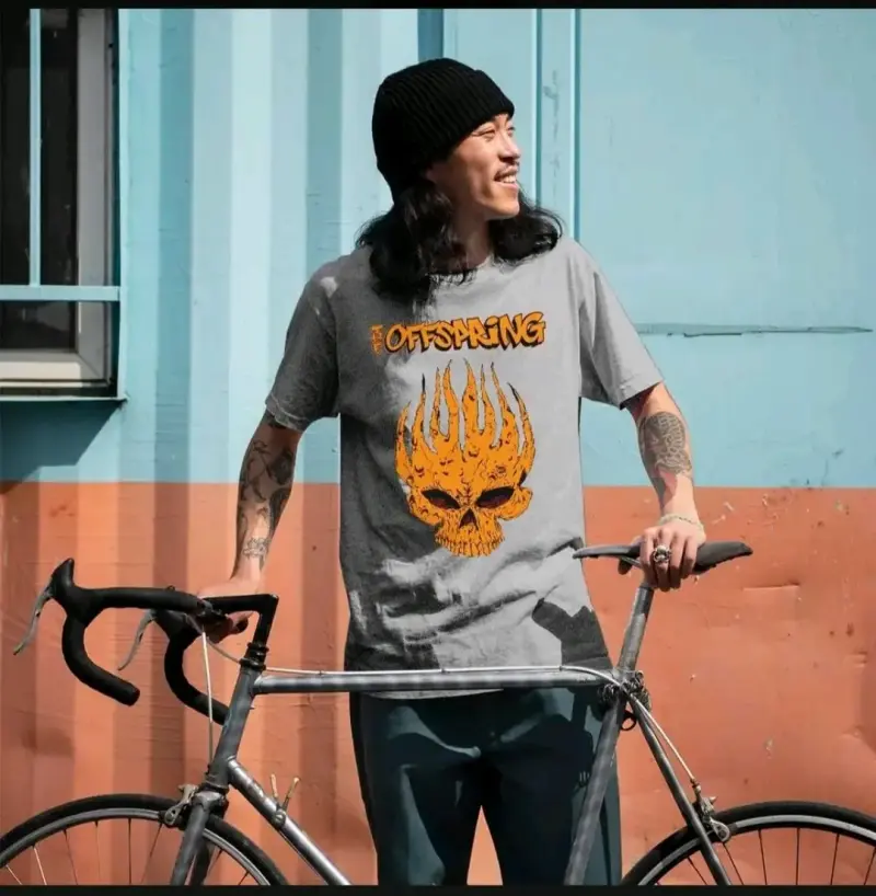 Polera Offspring gris con estampado - 2