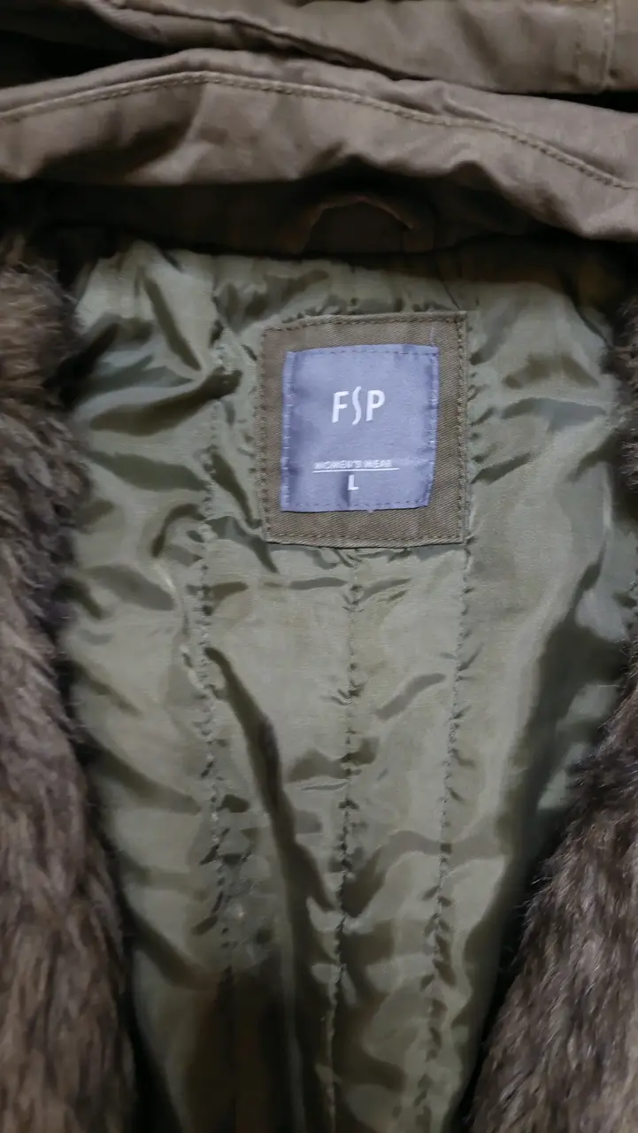 Parka verde con capucha - 3