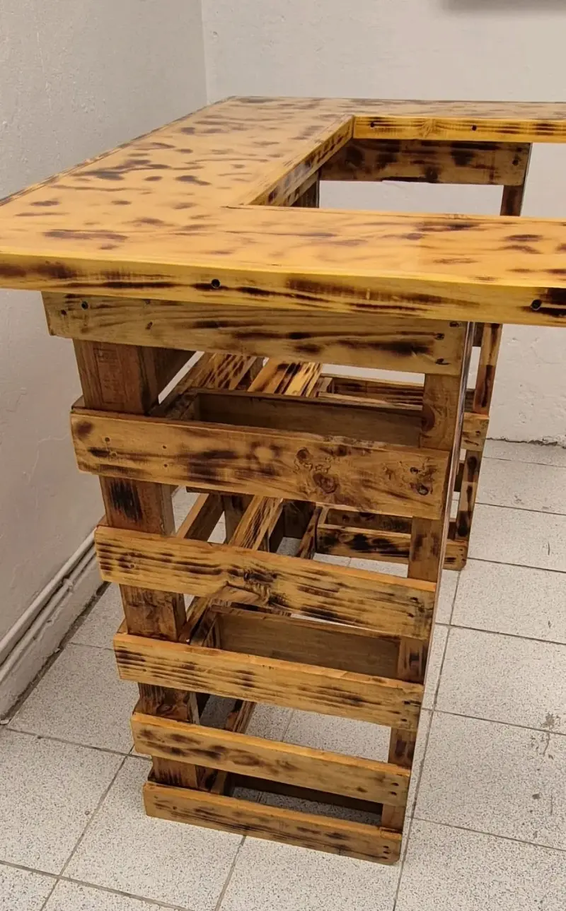 Barra rústica de madera reciclada - 2