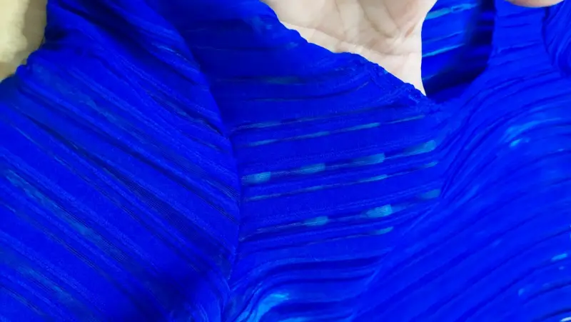 Top azul manga corta - 2