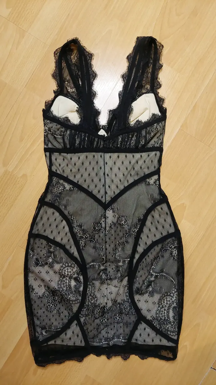 Vestido negro de encaje - 3