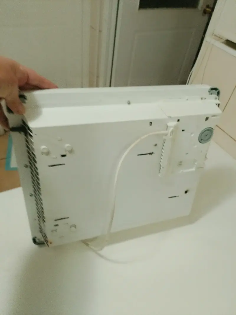 Calefactor eléctrico de pared - 2