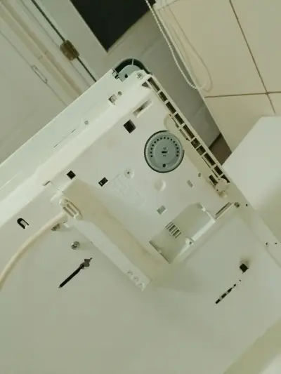 Calefactor eléctrico de pared - miniatura 3