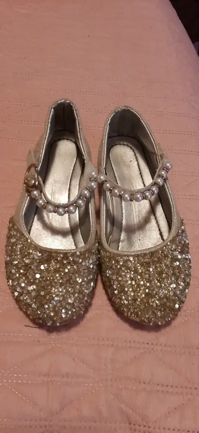 Zapatillas y zapatos  princesa - miniatura 3