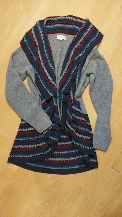 Cárdigan gris con rayas multicolor - miniatura 1