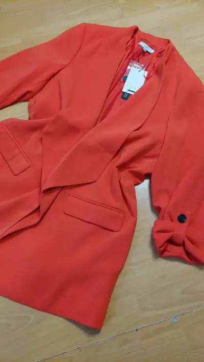 Blazer color coral nuevo - miniatura 2