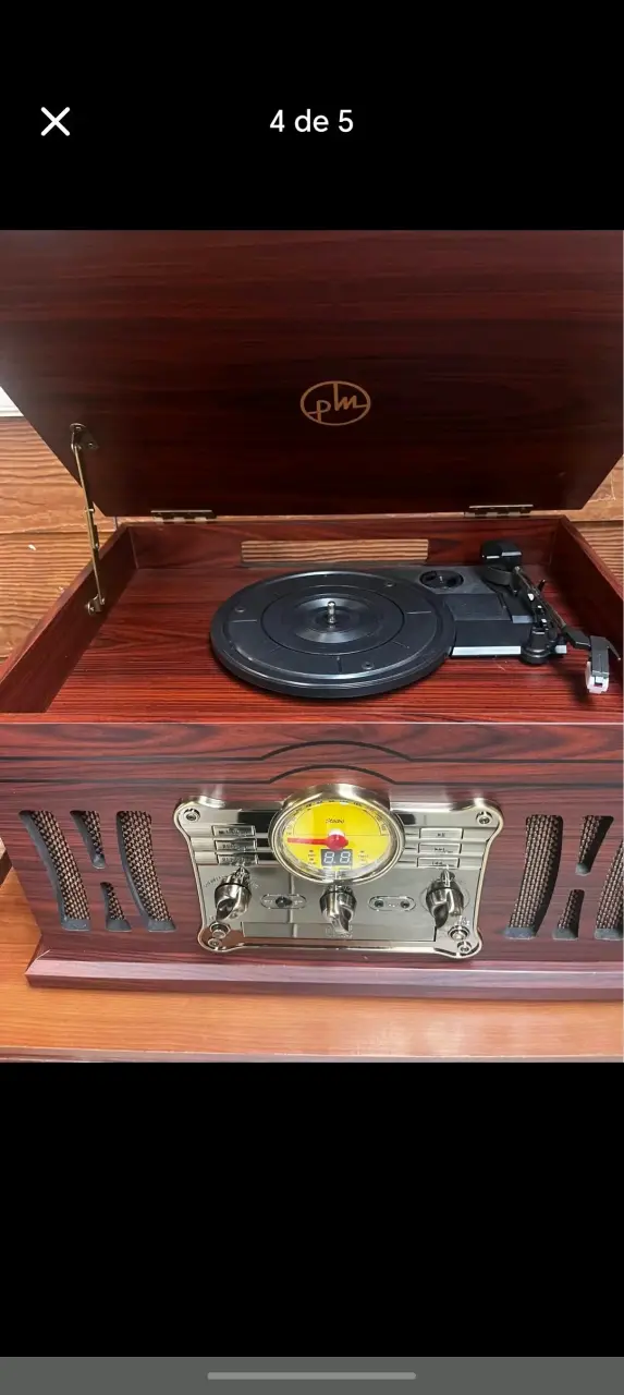 Radio retro de madera - 3