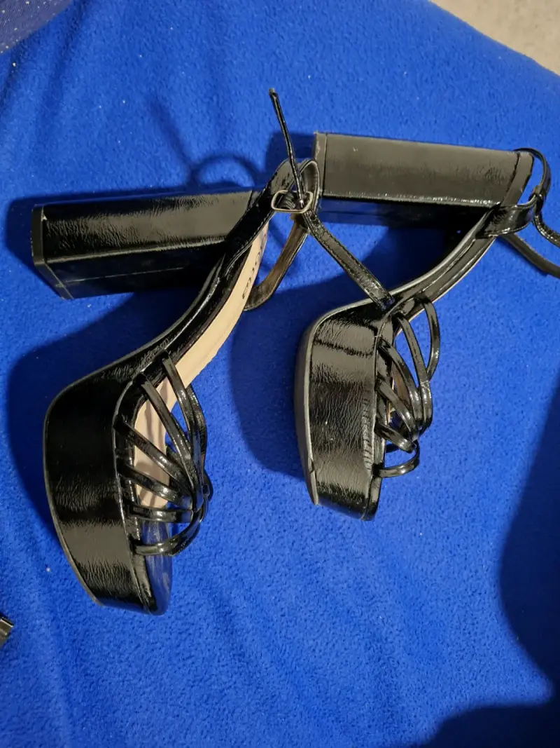 Zapatos negros con tacón - 2