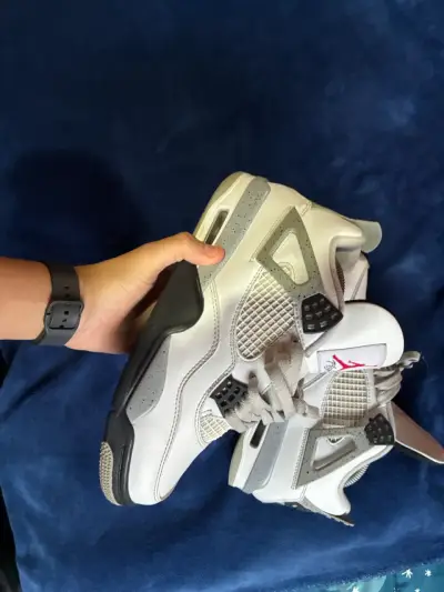 Jordan 4 white cement - miniatura 1