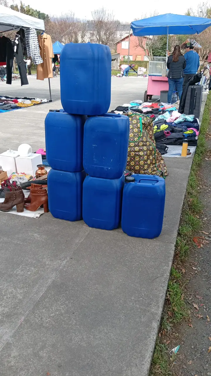 Bidones plásticos 25 litros azules - 2