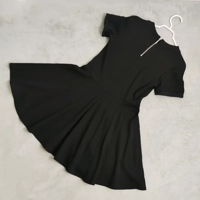 Vestido negro casual - 2