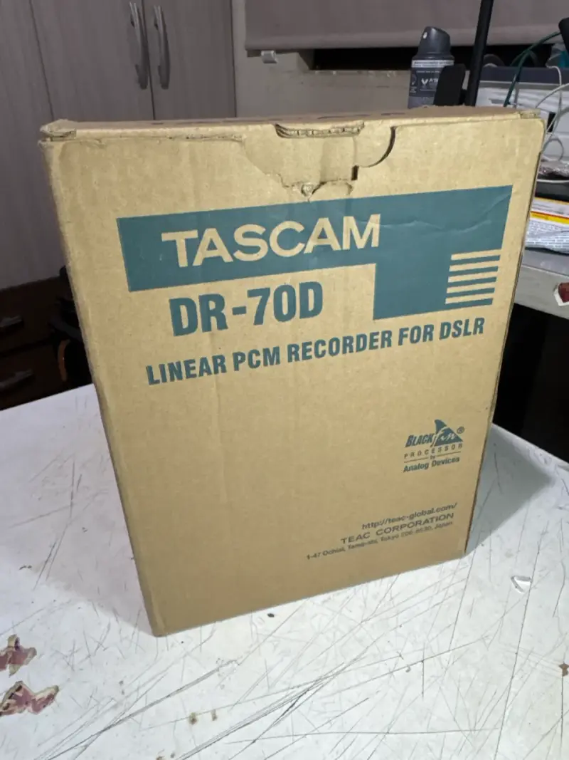 Grabadora Tascam DR-70D - 4