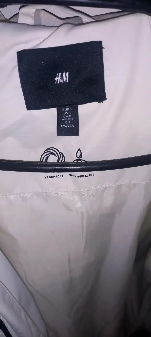 Chaqueta H&M repelente al agua - 1