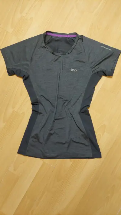 Polera deportiva gris Lippi - miniatura 1