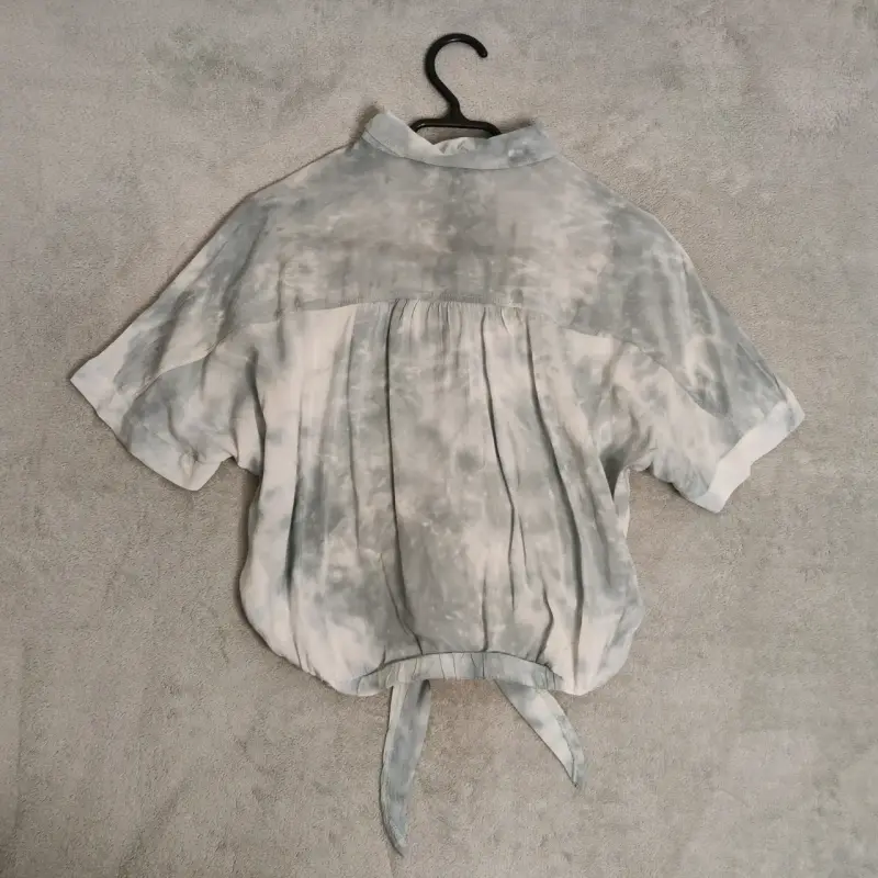 Blusa tie-dye gris claro - 3