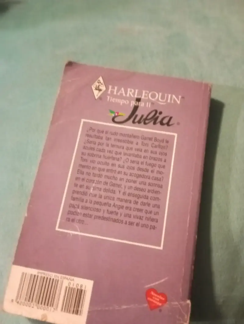 Novela Harlequin Julia - El Anillo de la Felicidad - 2