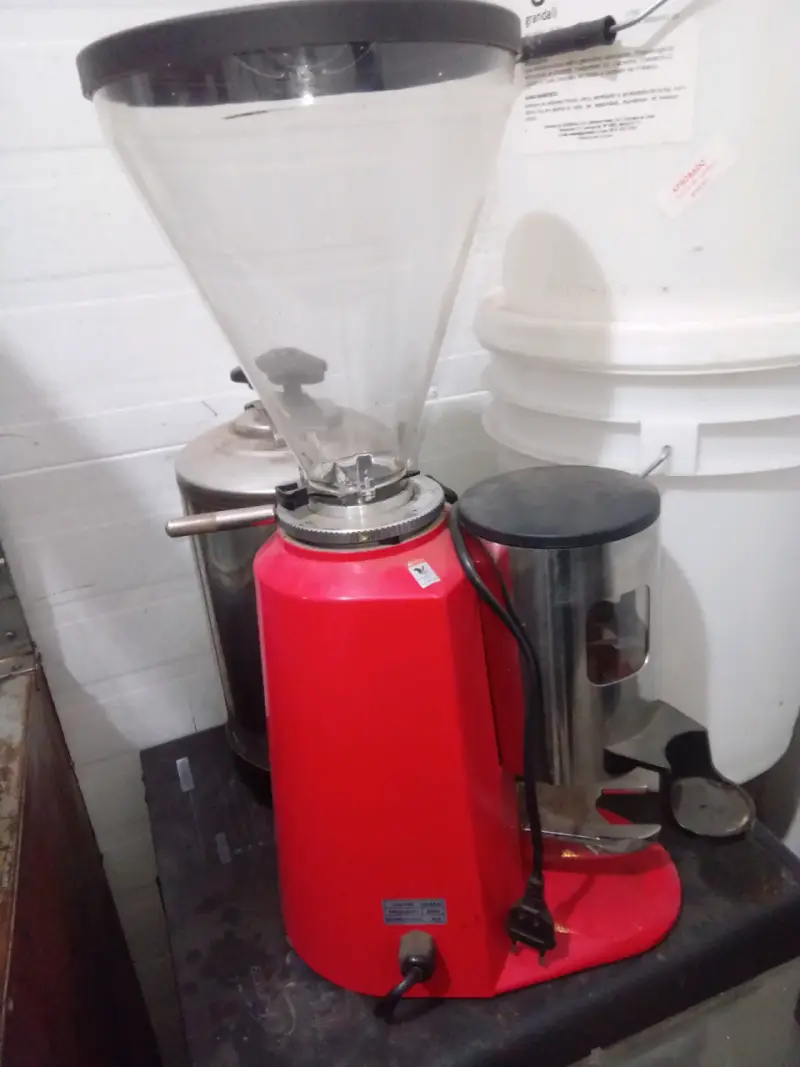 Máquina de café espresso profesional - 3