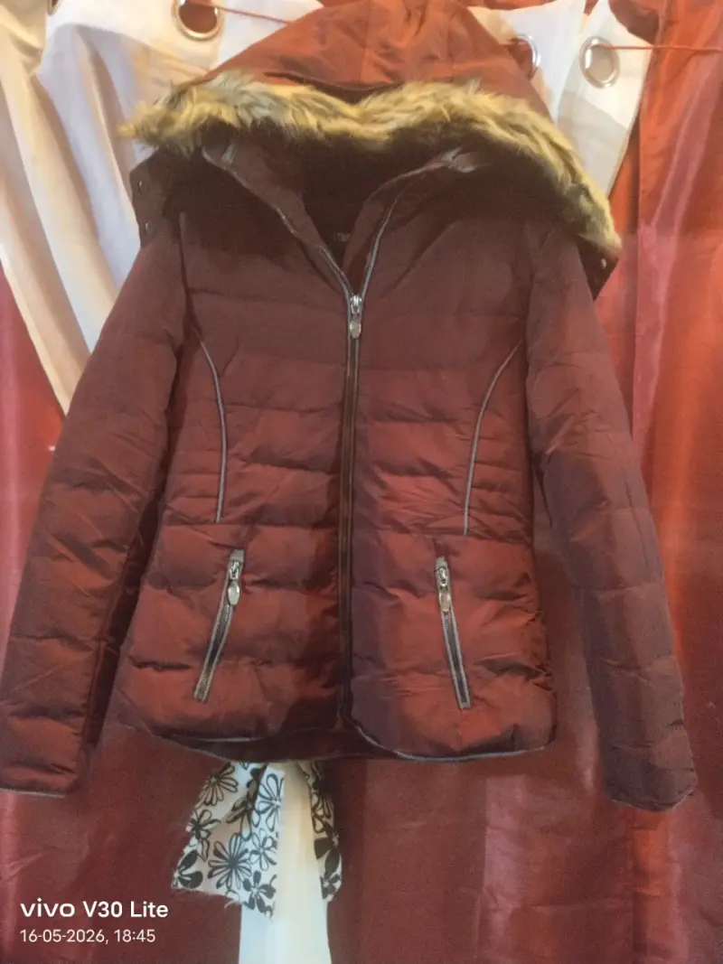 Parka burdeo con capucha de piel - 2