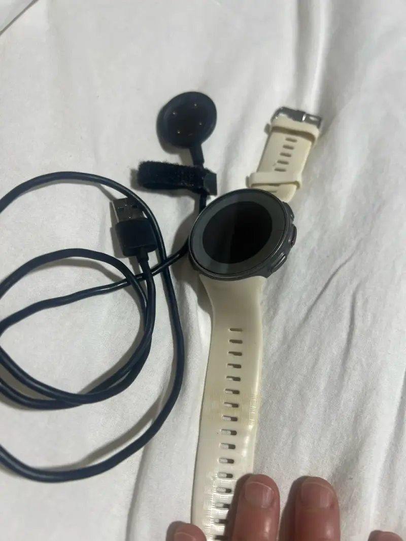Reloj inteligente con cargador - 1