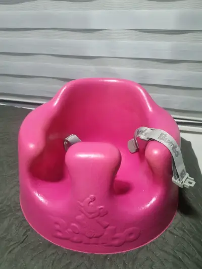 Asiento Bumbo rosa para bebé - miniatura 1