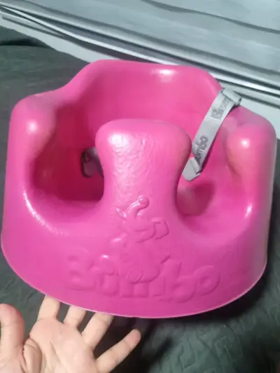 Asiento Bumbo rosa para bebé - miniatura 3