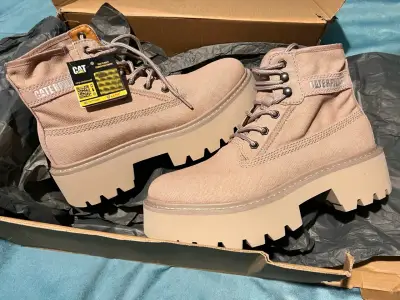 Botas CAT 39 nuevas - miniatura 3