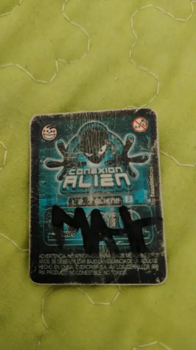 Tarjeta Conexión Alien coleccionable - miniatura 1