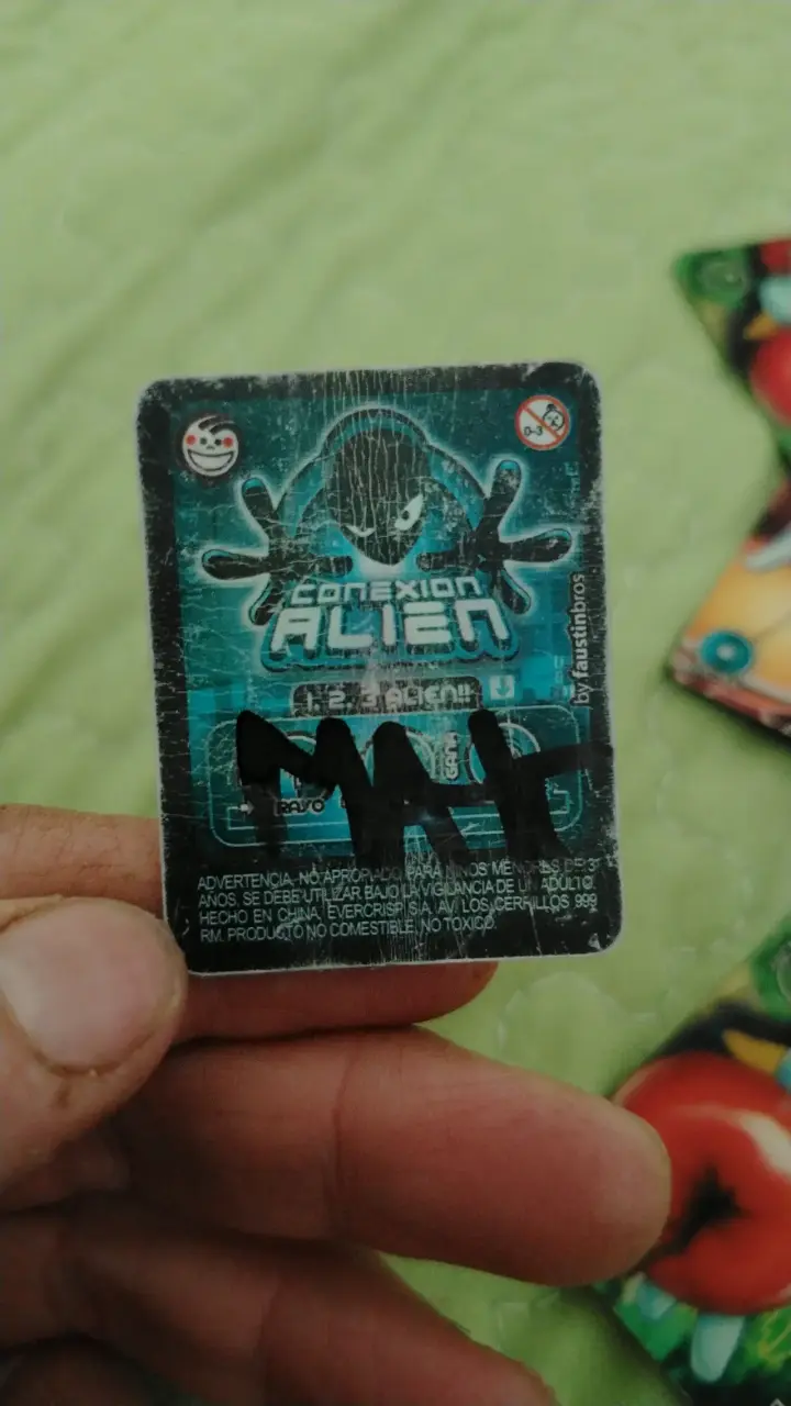 Tarjeta Conexión Alien coleccionable - 2
