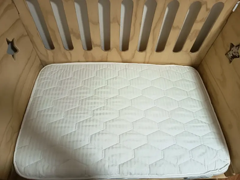 Cuna de madera natural - 4