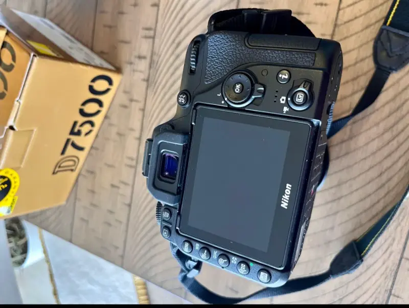 Cámara DSLR Nikon D7500 - 2