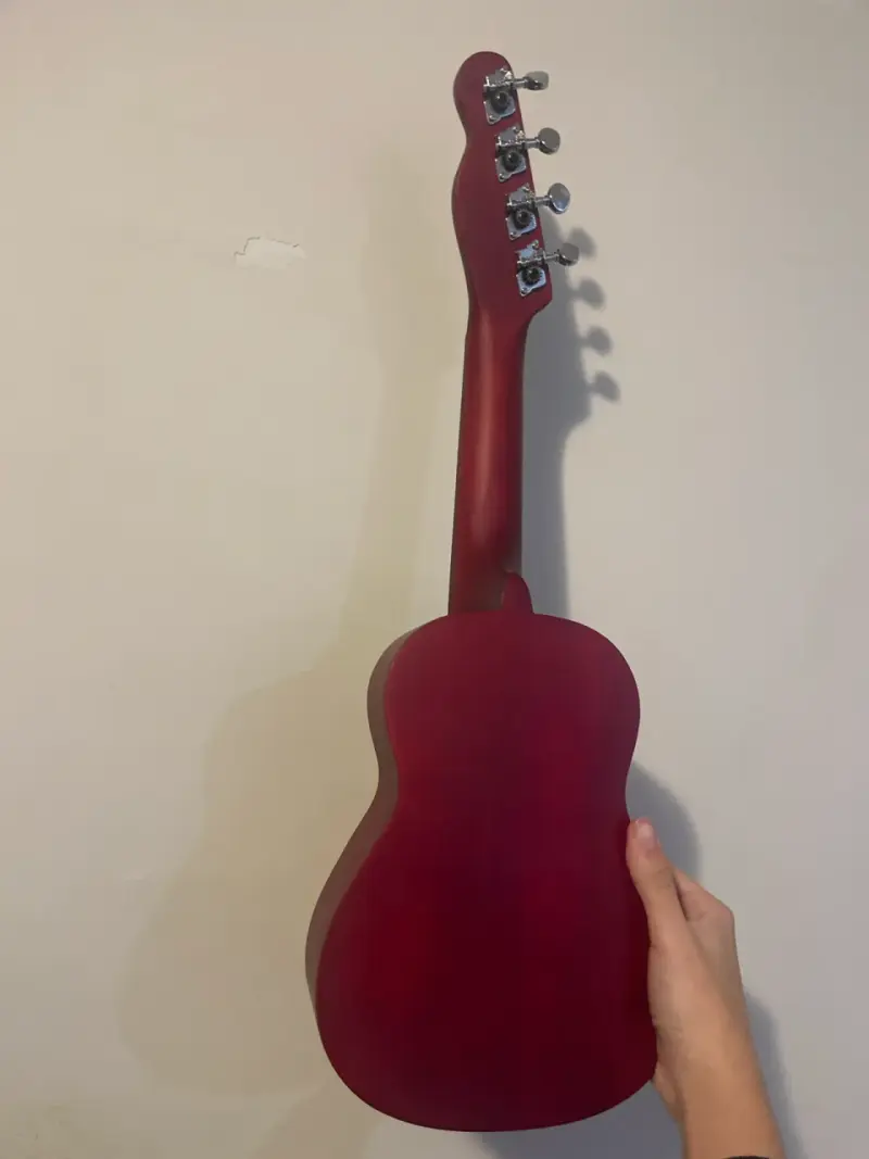 Ukulele soprano fender - 2