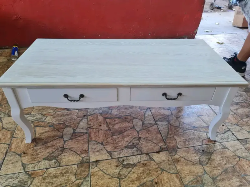 Mesa de centro blanca con cajones - 2