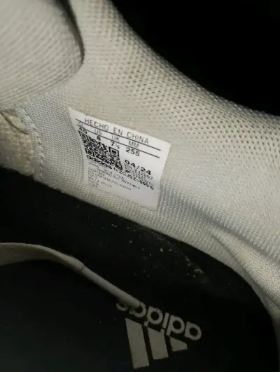 zapatillas blancas Adidas - miniatura 2
