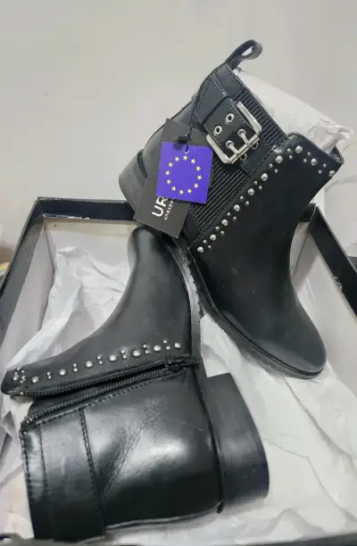 Botines negros de cuero URBANO - miniatura 3