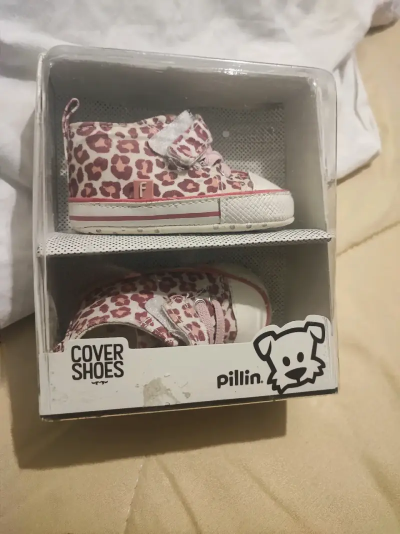 Zapatillas bebé estampado leopardo