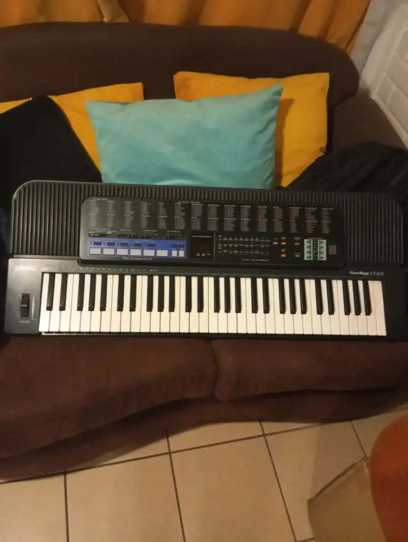 Teclado Vintage Casio ToneBank CT-670 (100% Funcio - 1