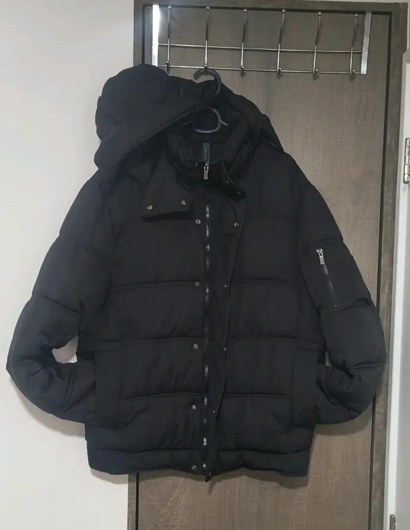 Chaqueta Zara negra acolchada - 4