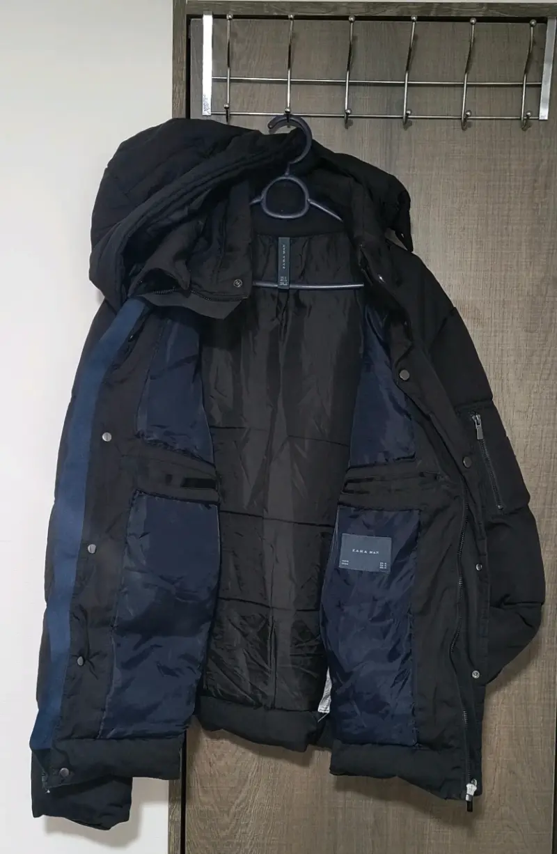 Chaqueta Zara negra acolchada - 5