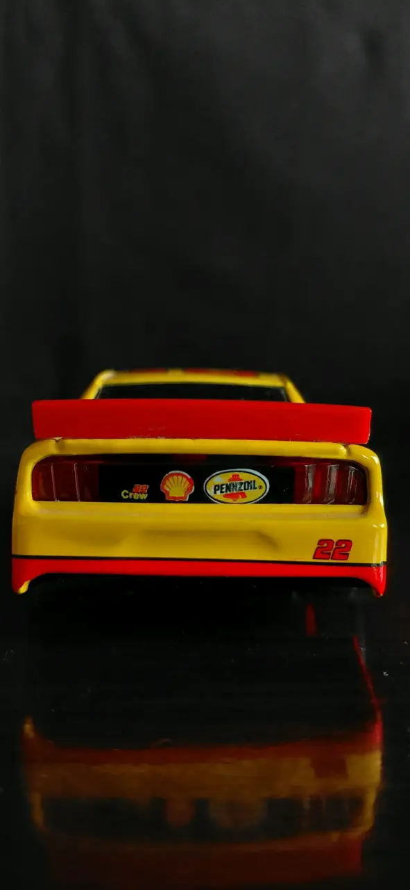 Ford Mustang Nascar, coleccion shell - 5