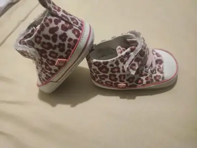 Zapatillas bebé estampado leopardo - miniatura 1