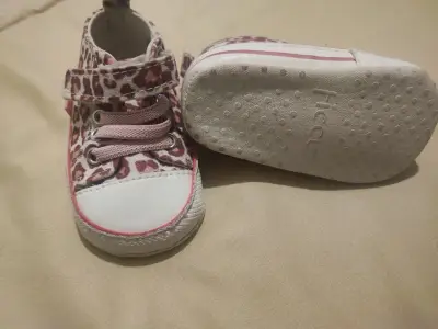 Zapatillas bebé estampado leopardo - miniatura 2