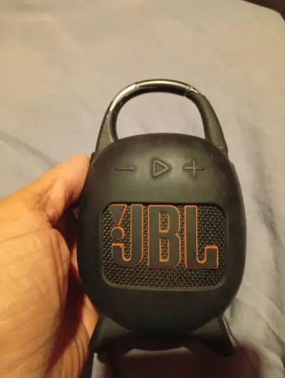 Parlante portátil JBL resistente - miniatura 3