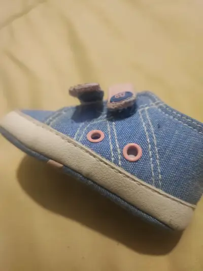 Zapatillas bebé azul y rosa - miniatura 4