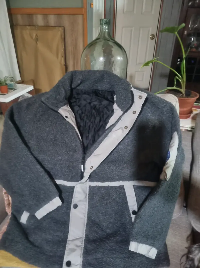 Chaqueta de lana gris