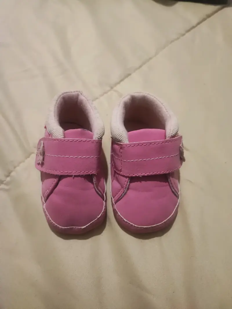 Zapatos rosados para bebé - 1
