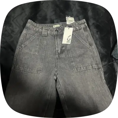 Pantalón gris estilo casual 🕷️🖤 - miniatura 1